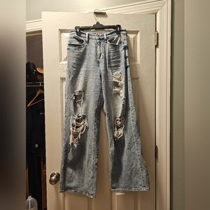 Wide Leg Ripped Jeans